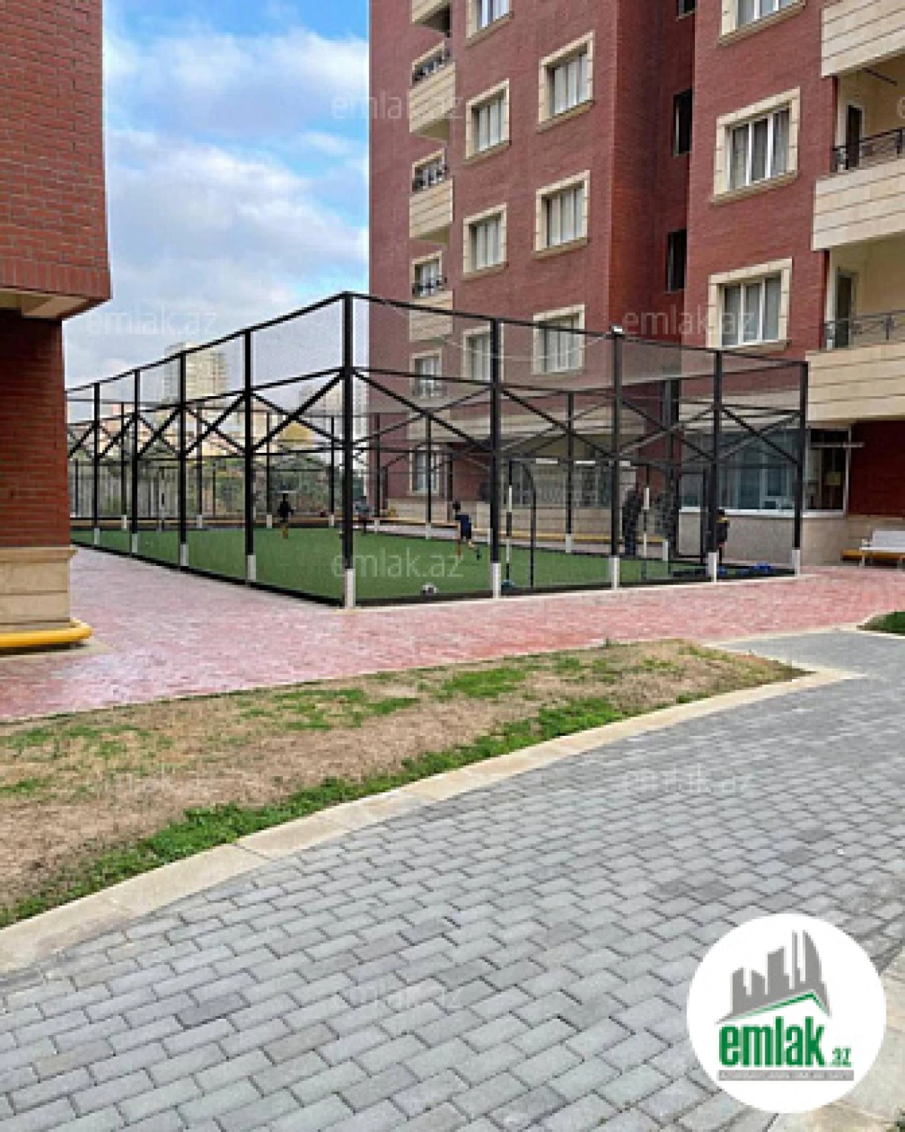 Satılır 4 otaqlı yeni tikili 190 m²