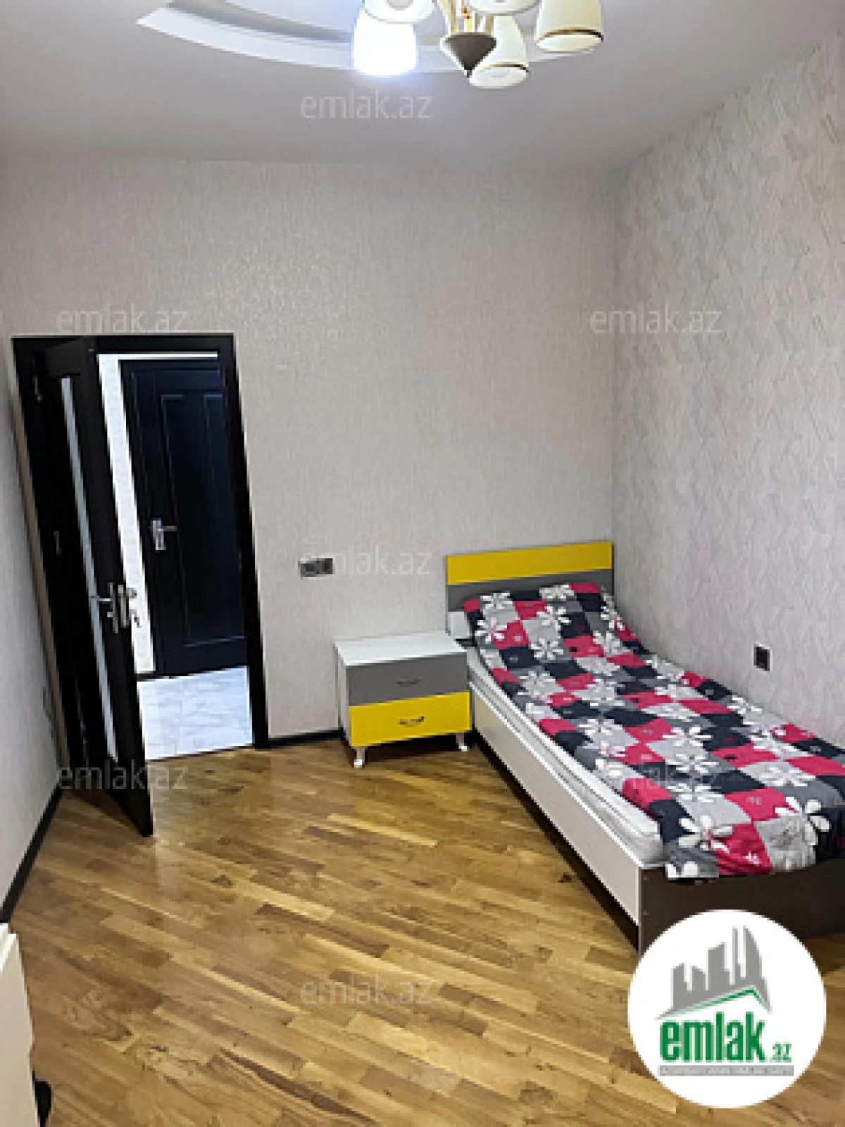 Satılır 3 otaqlı yeni tikili 94 m²