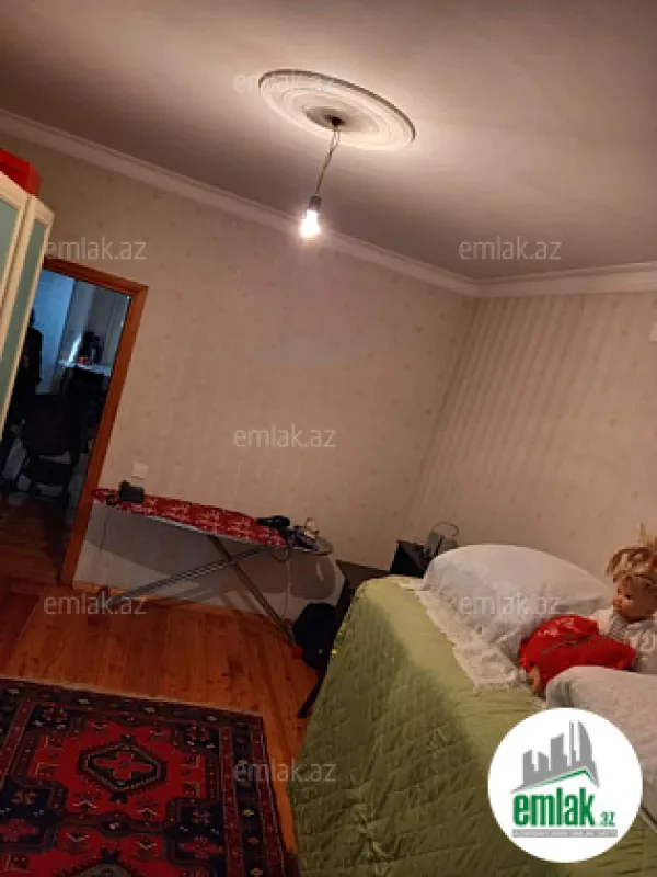 Satılır 4 otaqlı yeni tikili 110 m²