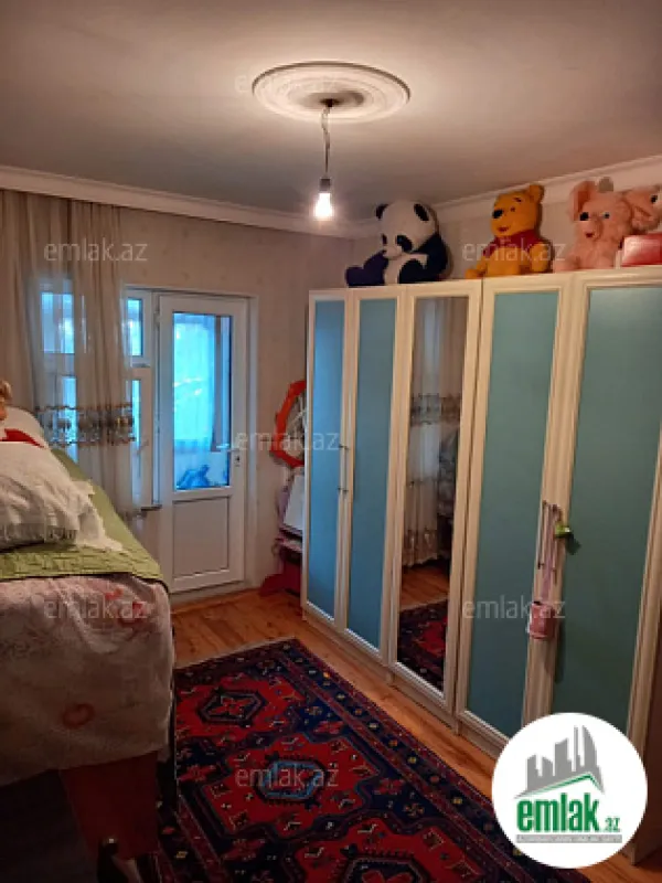 Satılır 4 otaqlı yeni tikili 110 m²