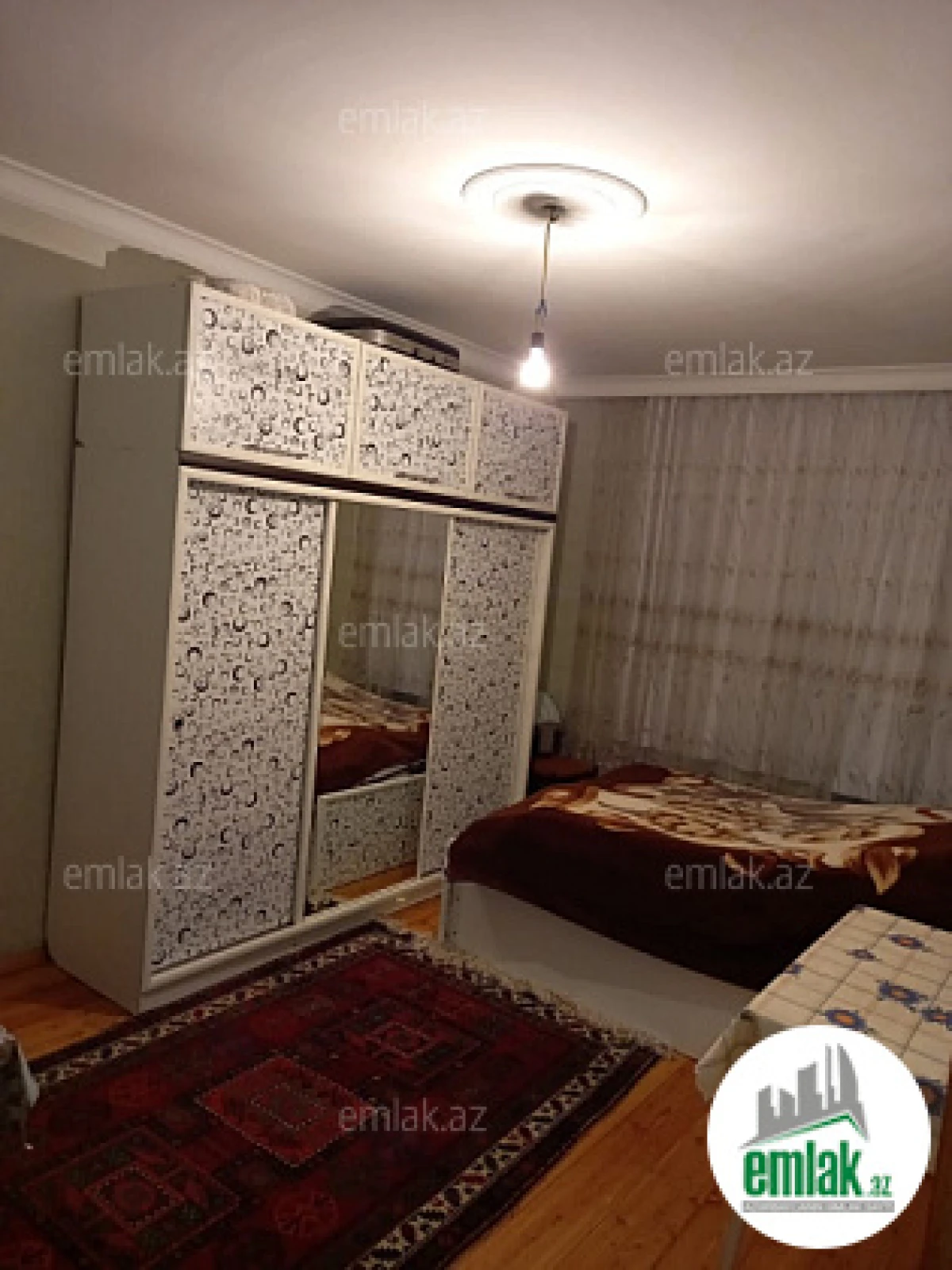 Satılır 4 otaqlı yeni tikili 110 m²