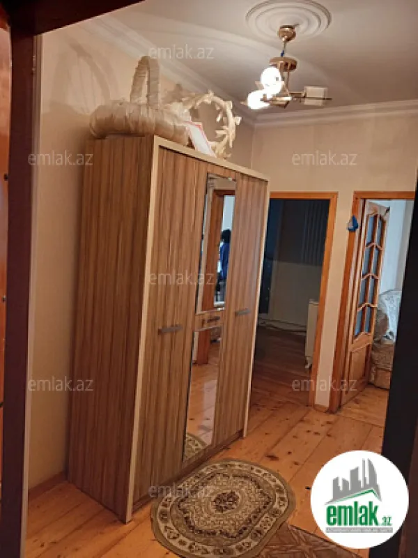 Satılır 4 otaqlı yeni tikili 110 m²