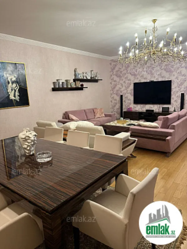 Satılır 4 otaqlı yeni tikili 205 m²