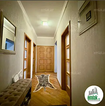 Satılır 4 otaqlı köhnə tikili 110 m²
