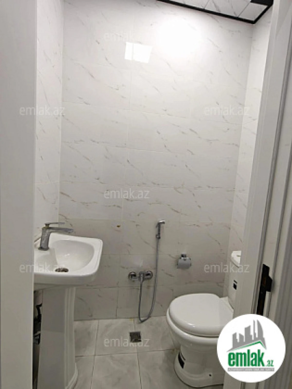 Satılır 3 otaqlı yeni tikili 120 m²