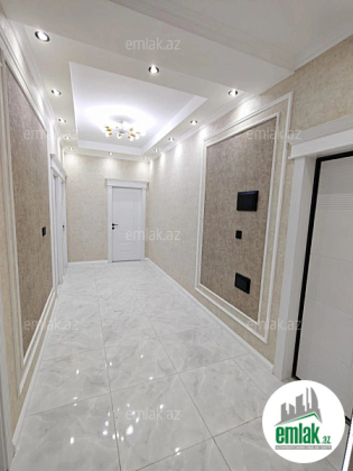 Satılır 3 otaqlı yeni tikili 120 m²