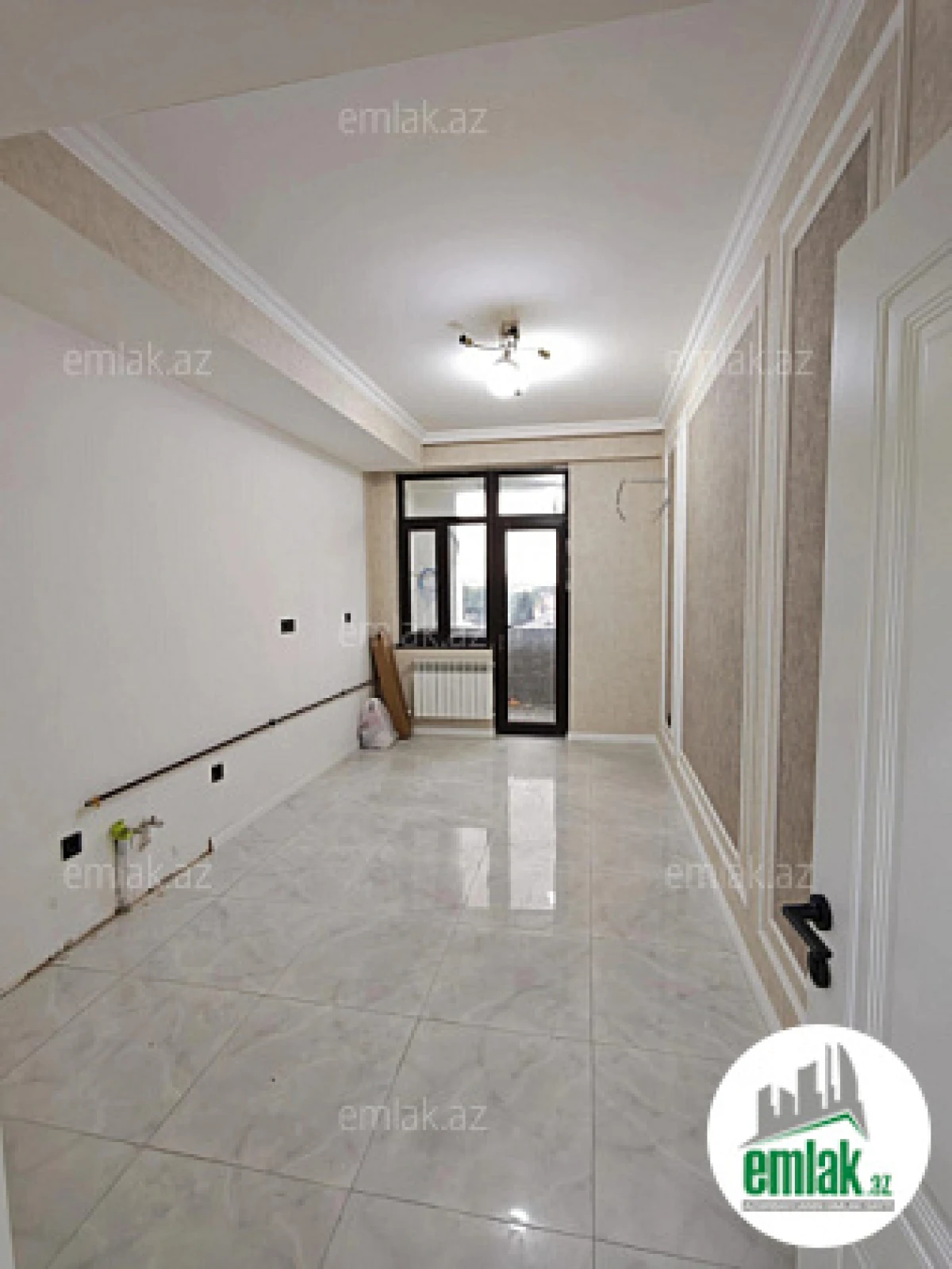 Satılır 3 otaqlı yeni tikili 120 m²