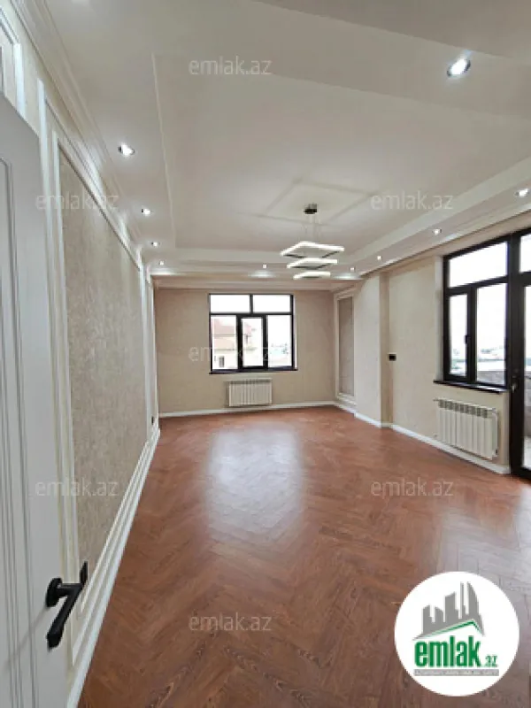 Satılır 3 otaqlı yeni tikili 120 m²