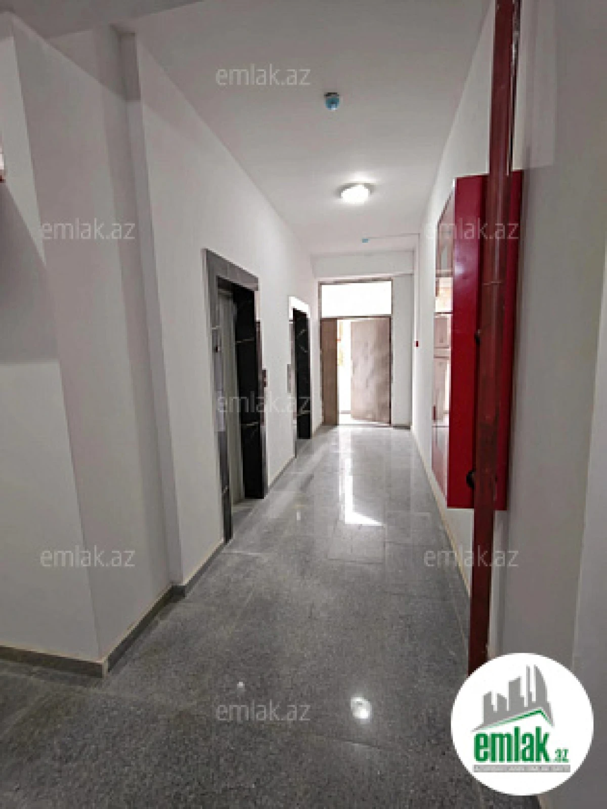 Satılır 3 otaqlı yeni tikili 120 m²