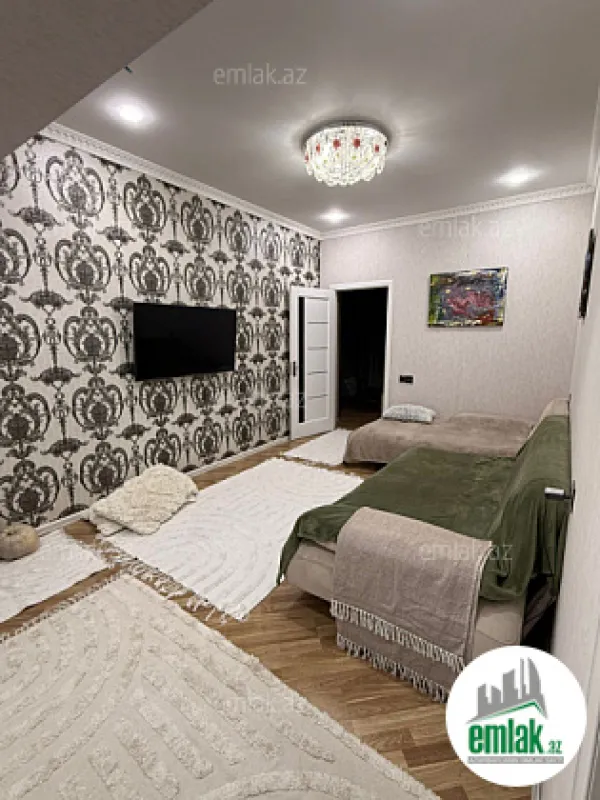 Satılır 3 otaqlı yeni tikili 80 m²
