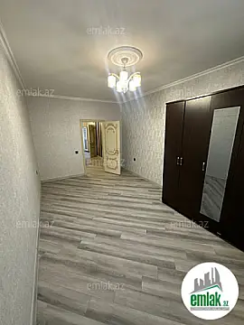 Satılır 2 otaqlı köhnə tikili 55 m²