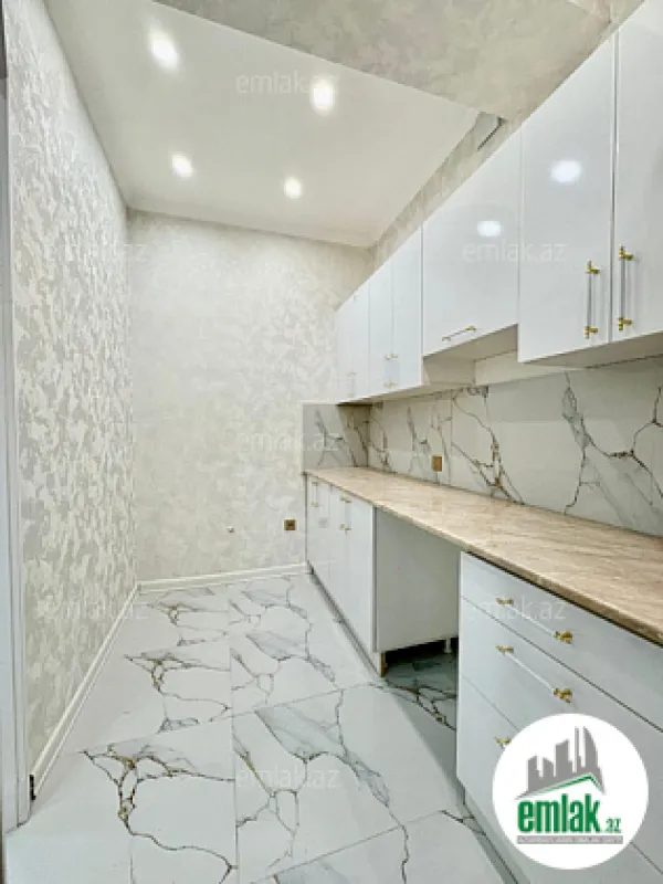 Satılır 2 otaqlı yeni tikili 60 m²