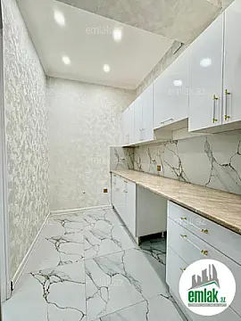 Satılır 2 otaqlı yeni tikili 60 m²