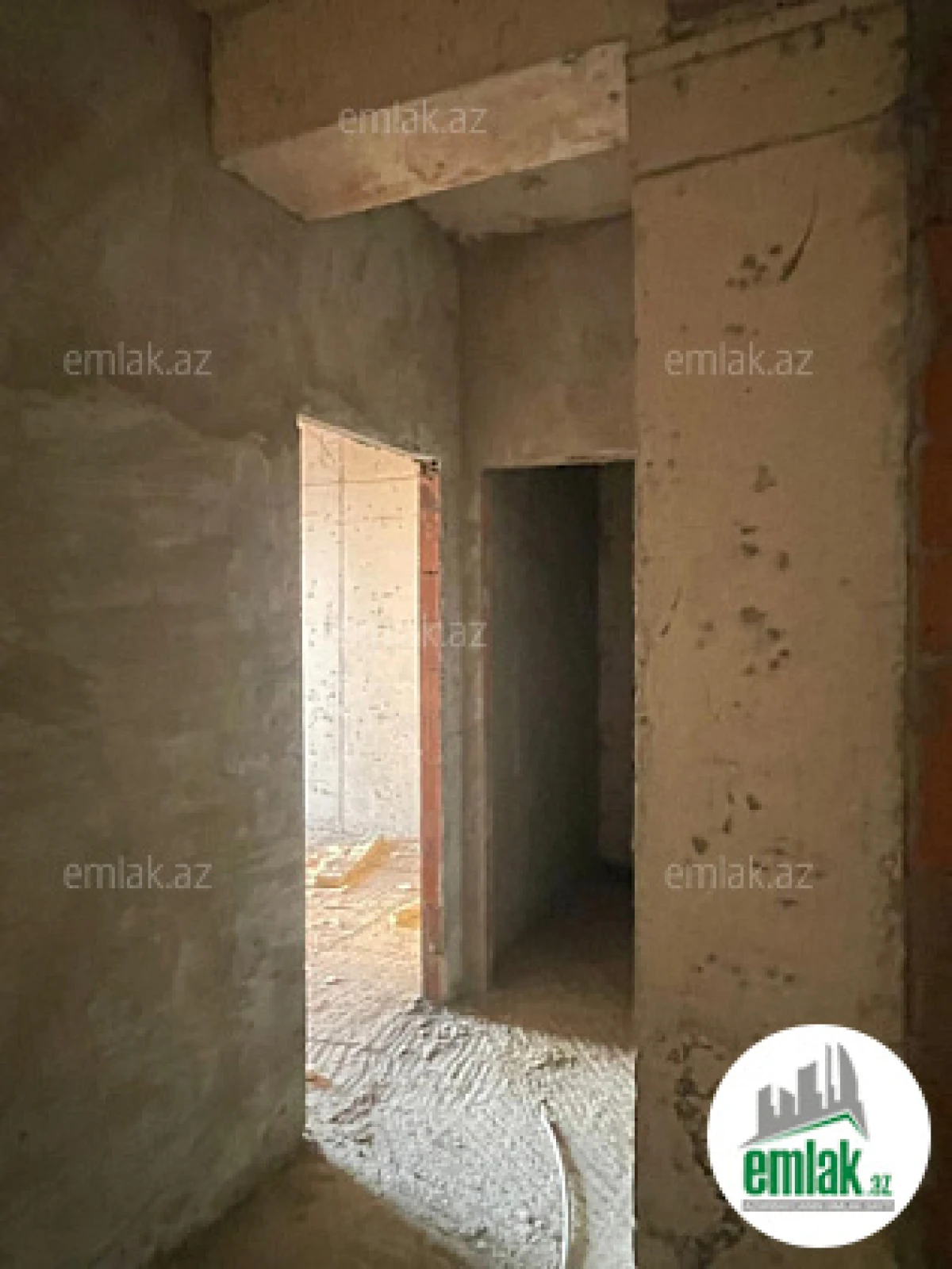 Satılır 2 otaqlı yeni tikili 84 m²