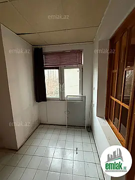 Satılır 2 otaqlı köhnə tikili 45 m²