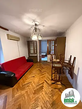 Satılır 2 otaqlı köhnə tikili 45 m²