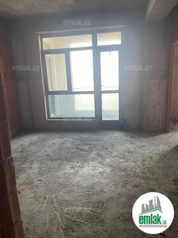 Satılır 3 otaqlı yeni tikili 100 m²