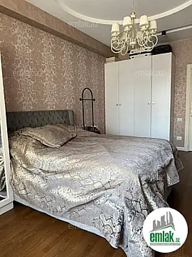 Satılır 3 otaqlı yeni tikili 115 m²