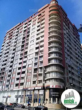 Satılır 3 otaqlı yeni tikili 175 m²