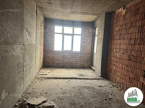 Satılır 3 otaqlı yeni tikili 175 m²