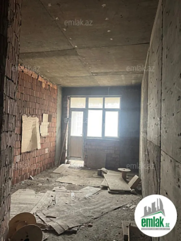 Satılır 3 otaqlı yeni tikili 175 m²