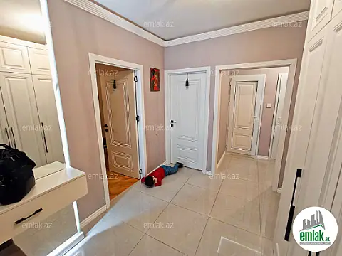 Satılır 3 otaqlı köhnə tikili 80 m² — Bakı, 9-cu mikrorayon 3 otaq 80.00 m²