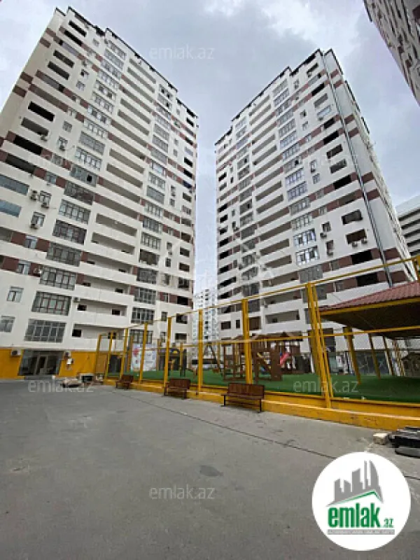 Satılır 3 otaqlı yeni tikili 125 m²