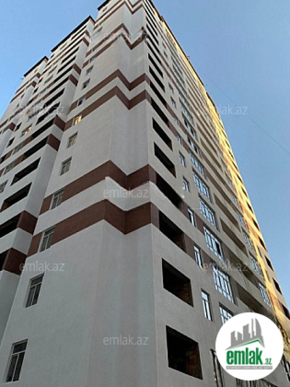 Satılır 3 otaqlı yeni tikili 125 m²
