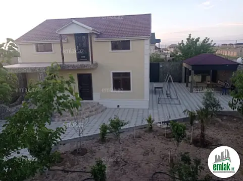 Satılır 7 otaqlı həyət evi 165 m²