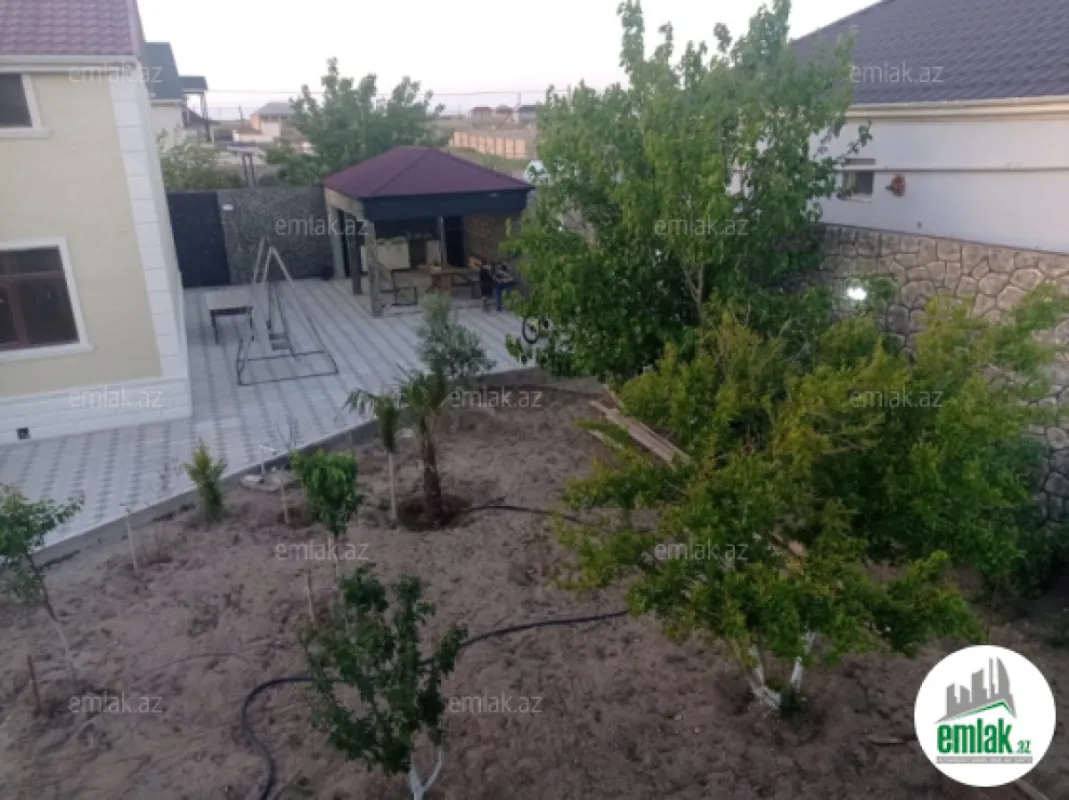 Satılır 7 otaqlı həyət evi 165 m²