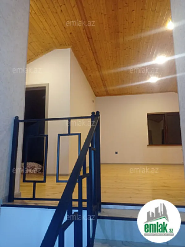 Satılır 7 otaqlı həyət evi 165 m²