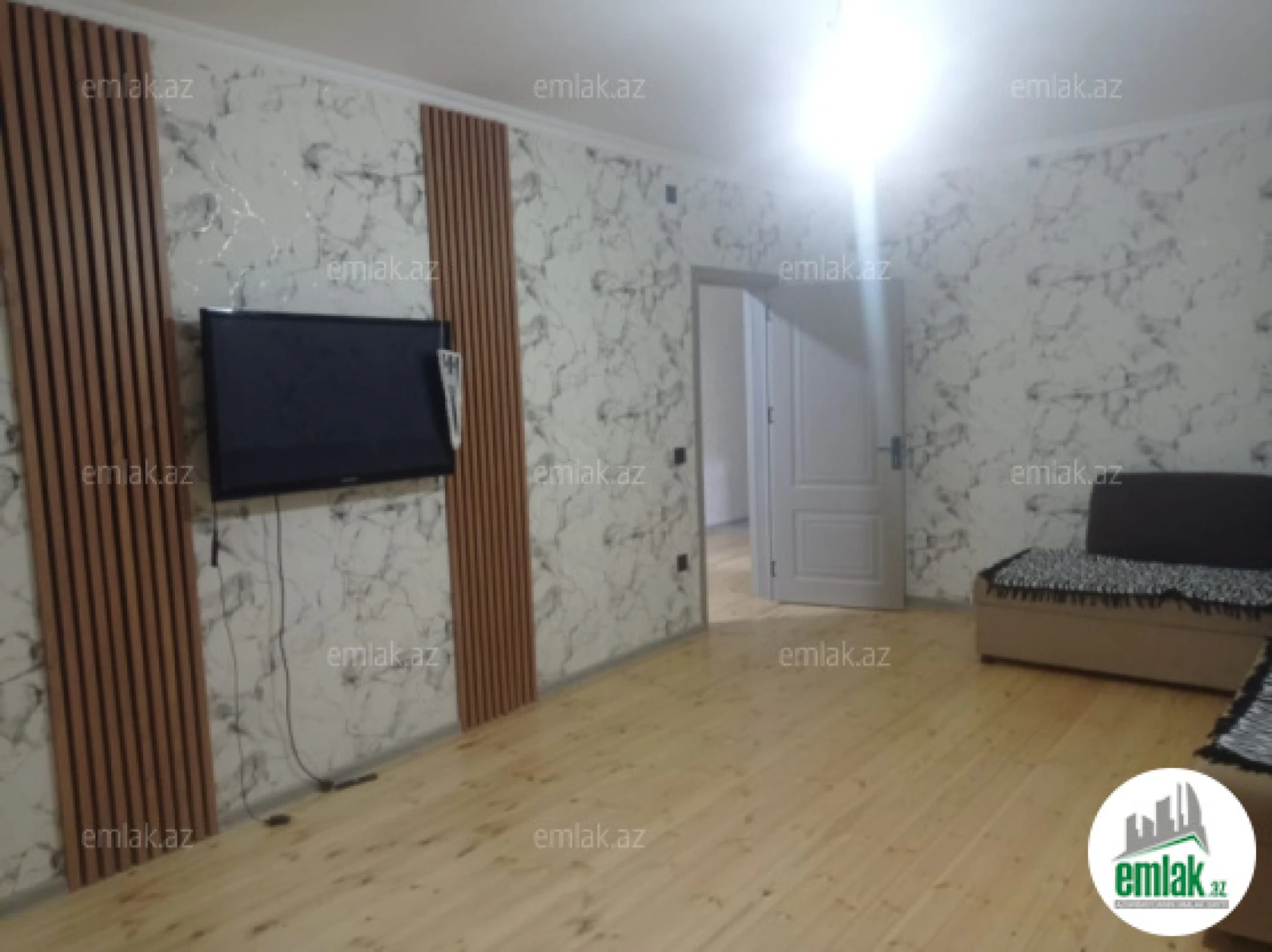 Satılır 7 otaqlı həyət evi 165 m²