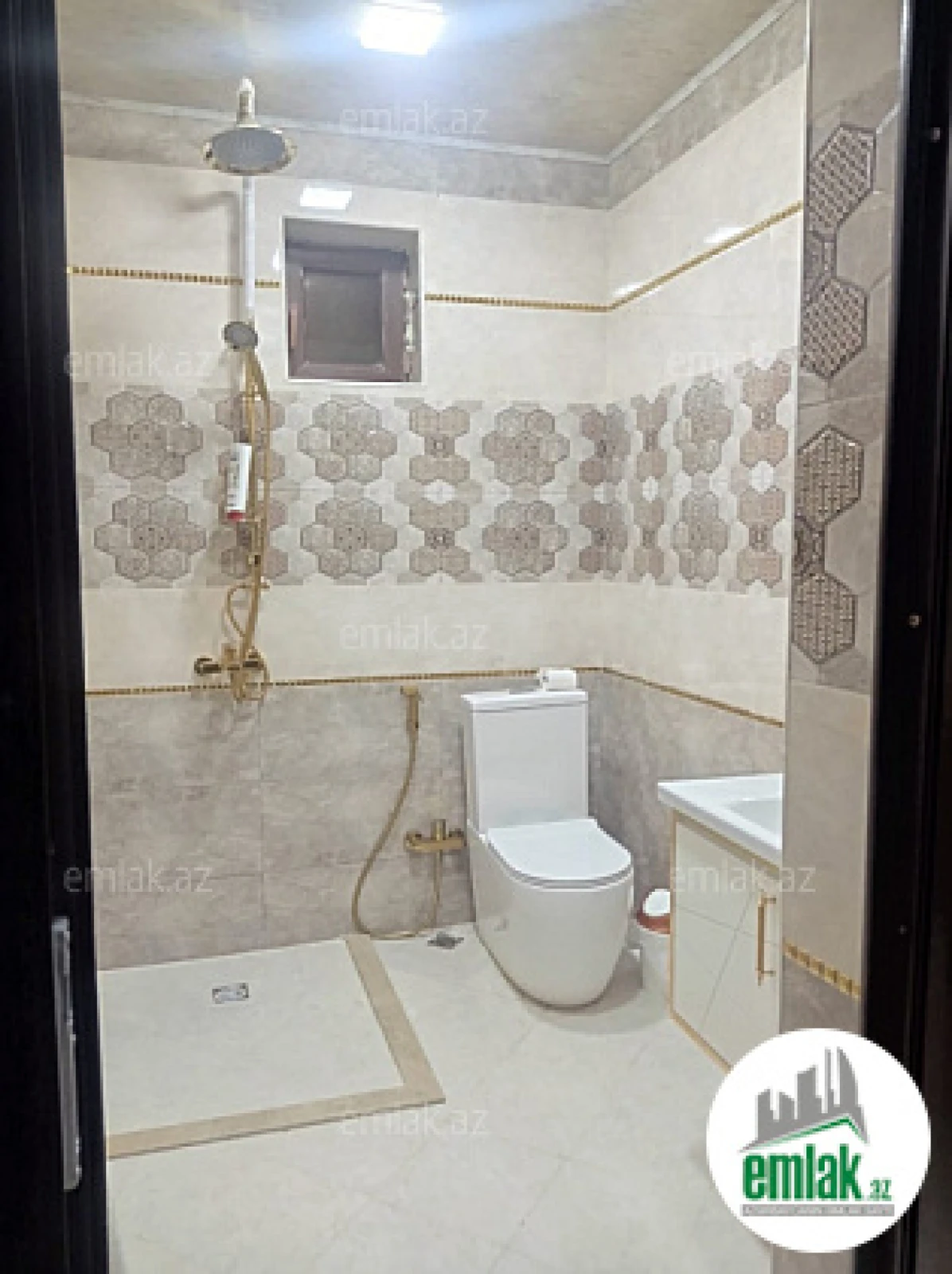 Satılır 7 otaqlı həyət evi 165 m²