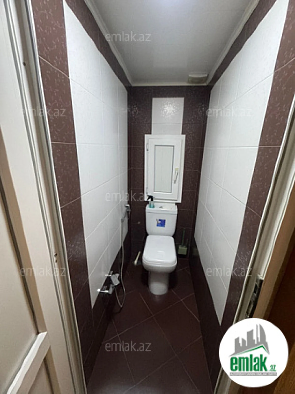 Satılır 4 otaqlı köhnə tikili 110 m²