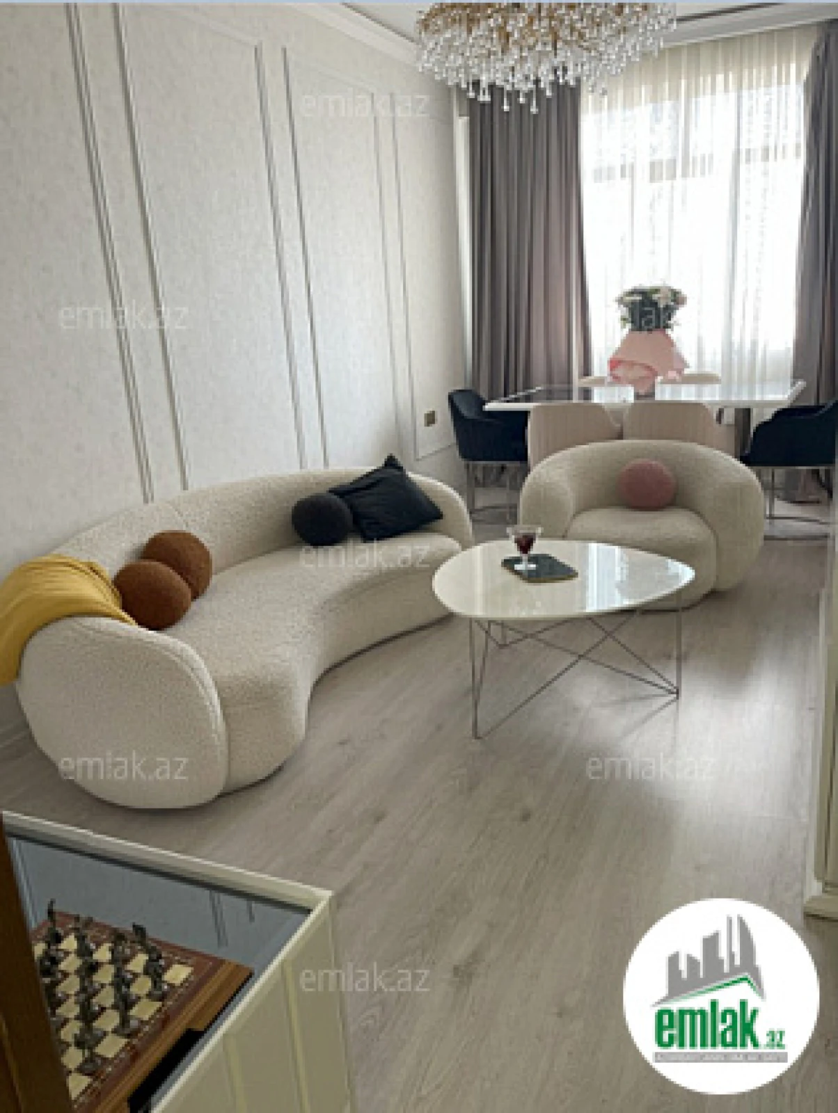 Satılır 2 otaqlı yeni tikili 75 m²
