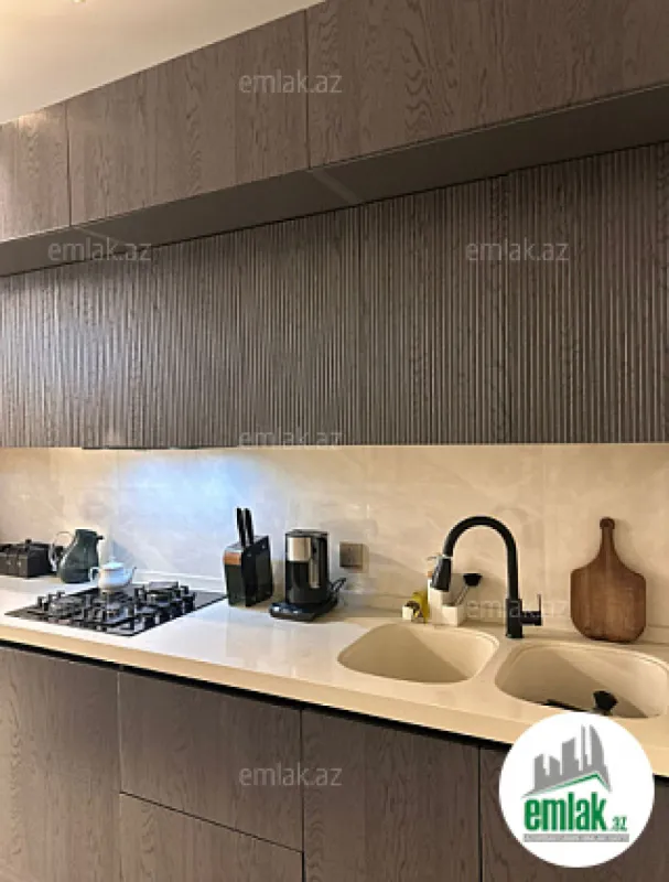 Satılır 2 otaqlı yeni tikili 75 m²