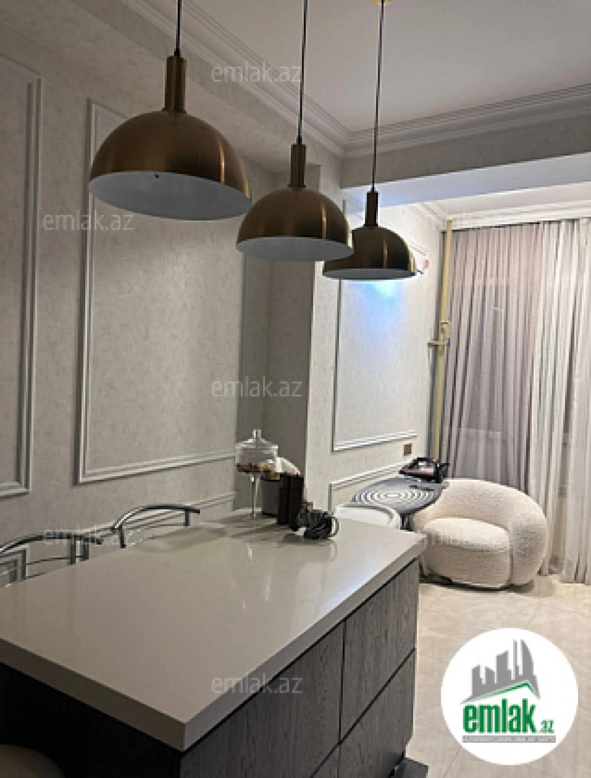 Satılır 2 otaqlı yeni tikili 75 m²