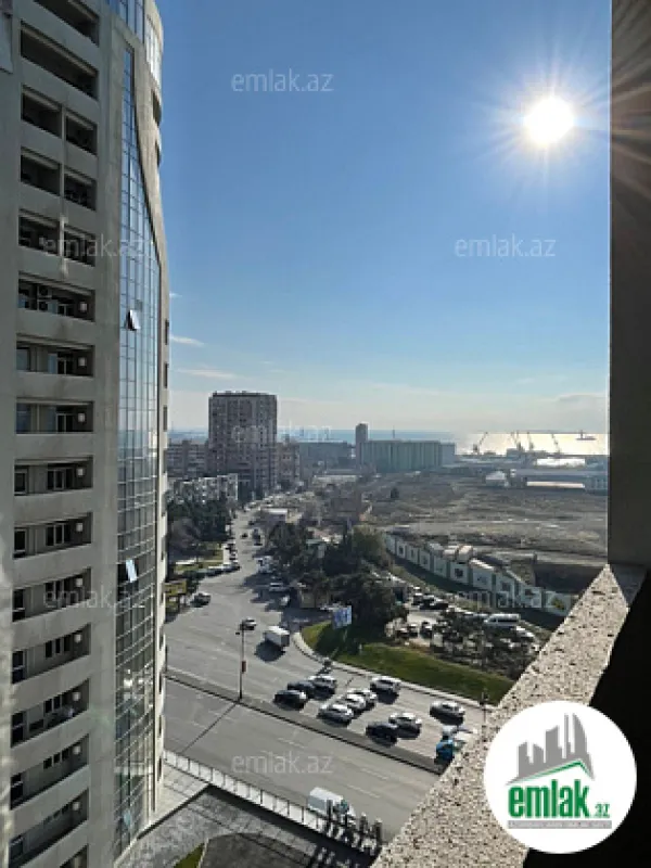 Satılır 2 otaqlı yeni tikili 79 m²