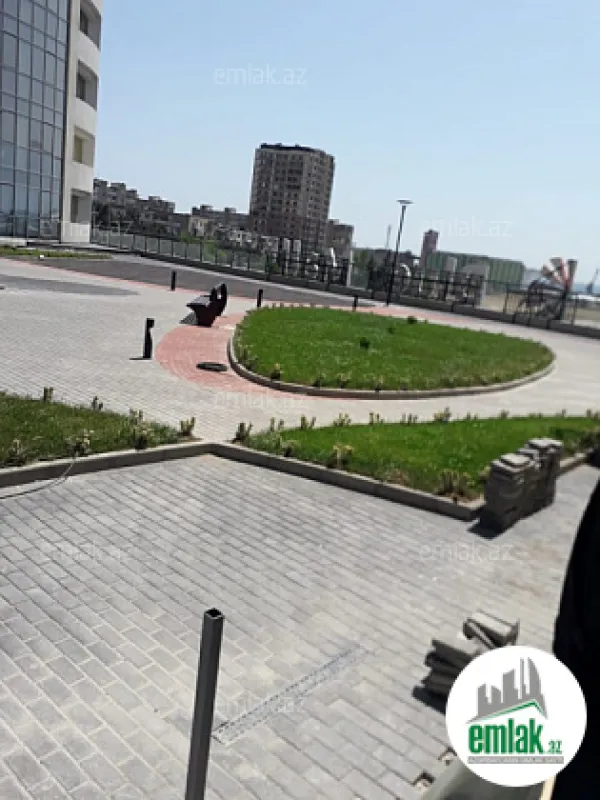 Satılır 2 otaqlı yeni tikili 79 m²