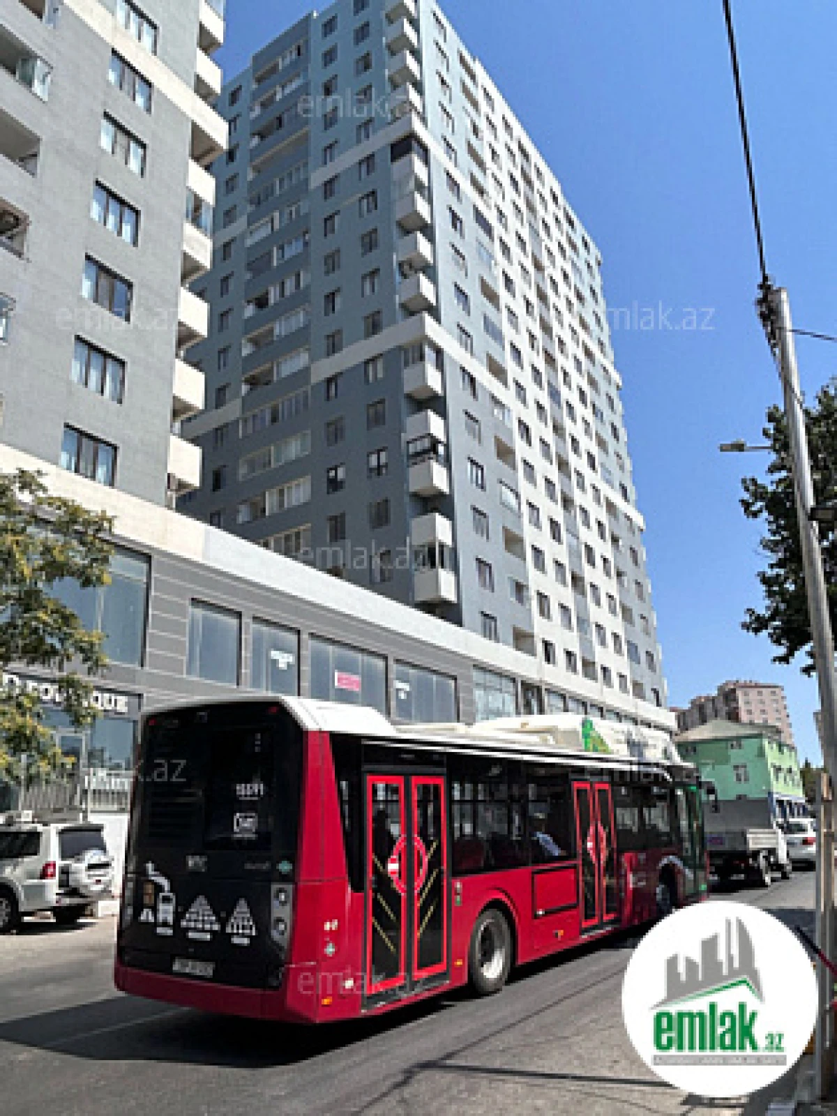 Satılır 2 otaqlı yeni tikili 70.5 m²