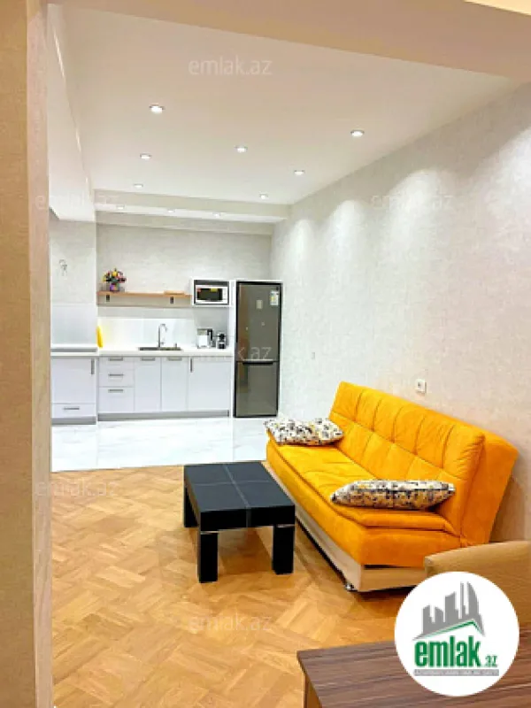 Satılır 2 otaqlı yeni tikili 70.5 m²