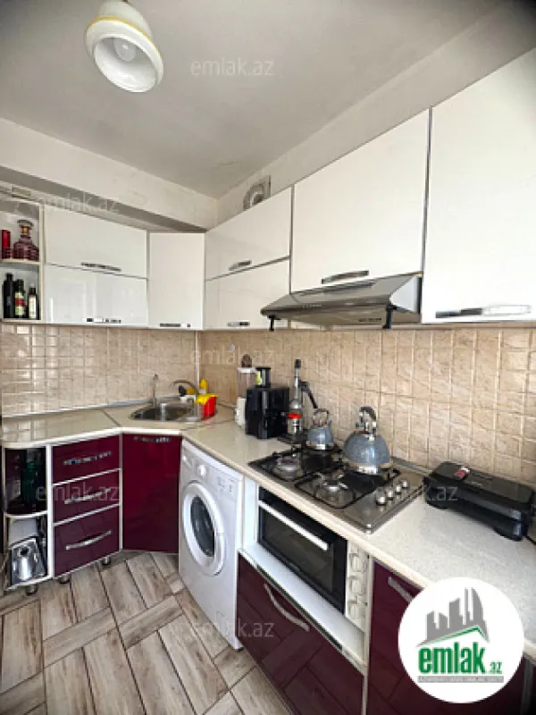 Satılır 3 otaqlı köhnə tikili 65 m²