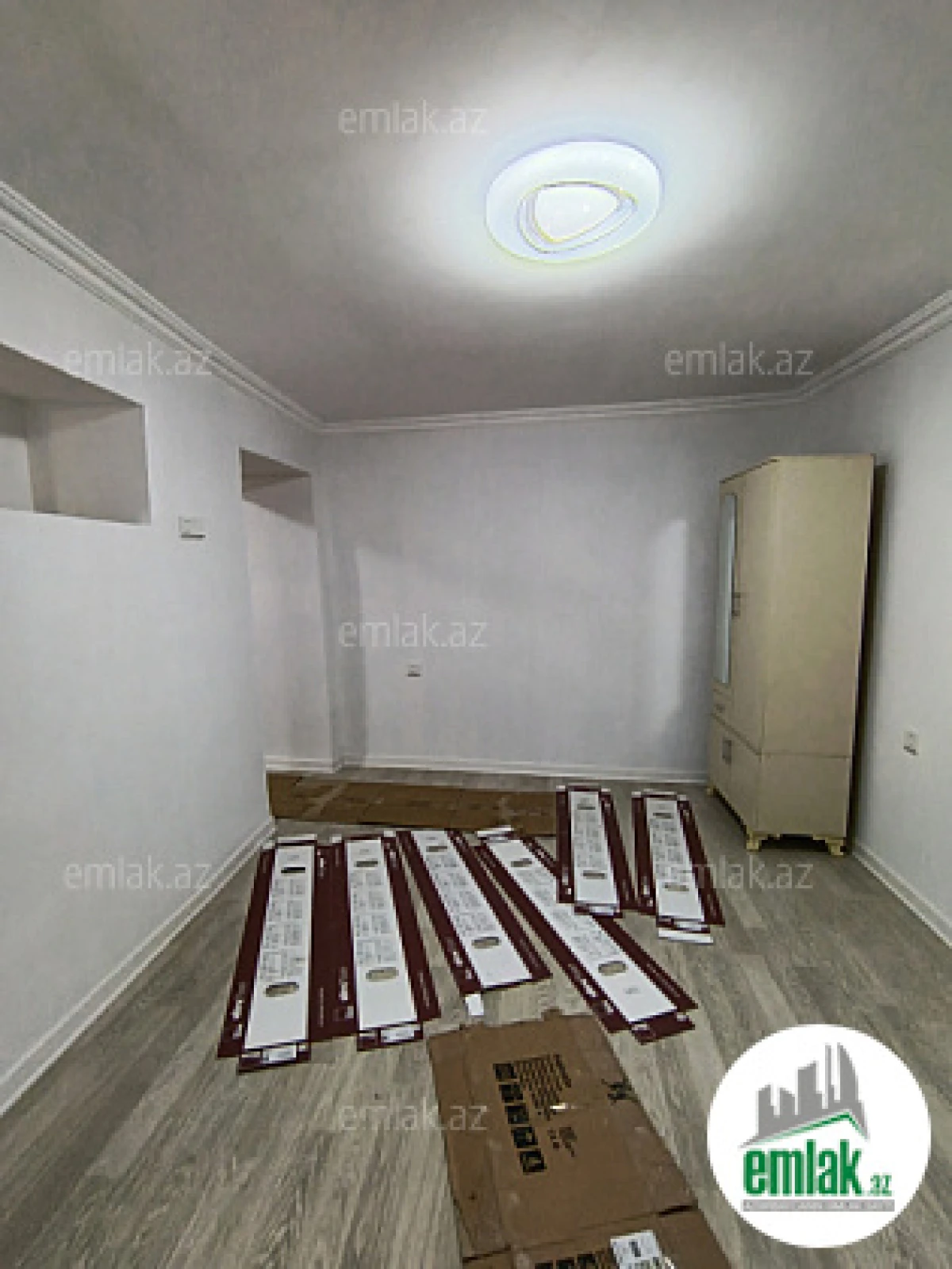 Satılır 1 otaqlı köhnə tikili 30 m²