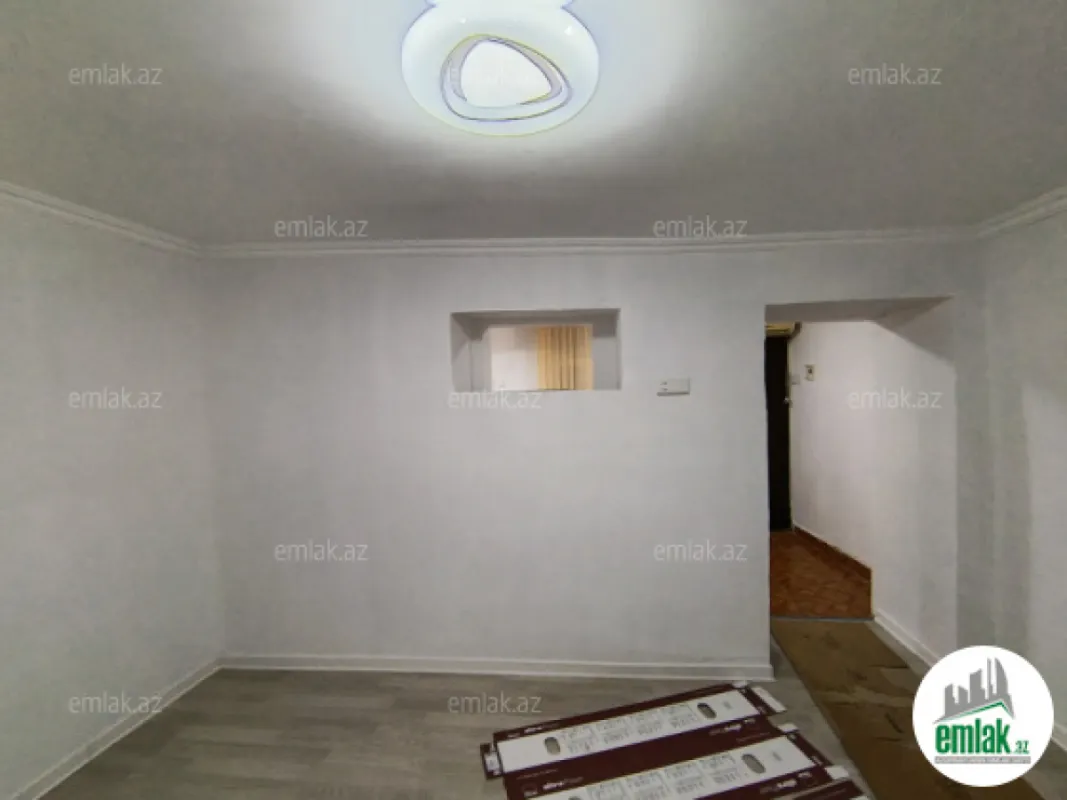 Satılır 1 otaqlı köhnə tikili 30 m²