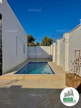 Satılır 5 otaqlı mənzil 180 m²