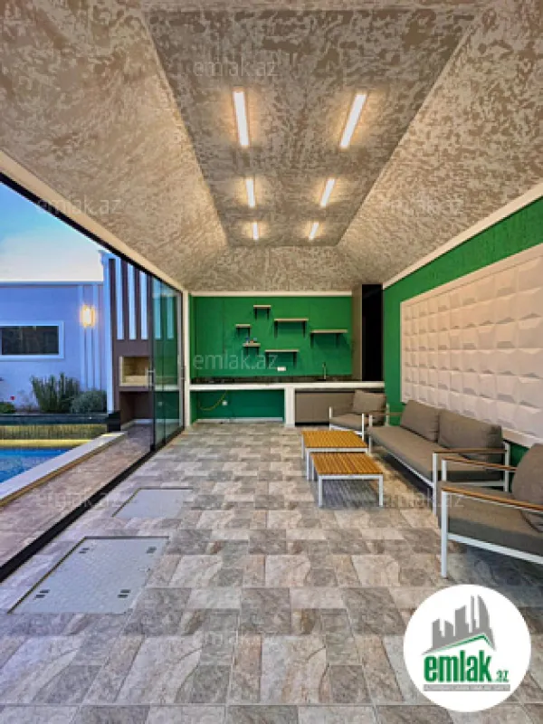 Satılır 4 otaqlı mənzil 180 m²