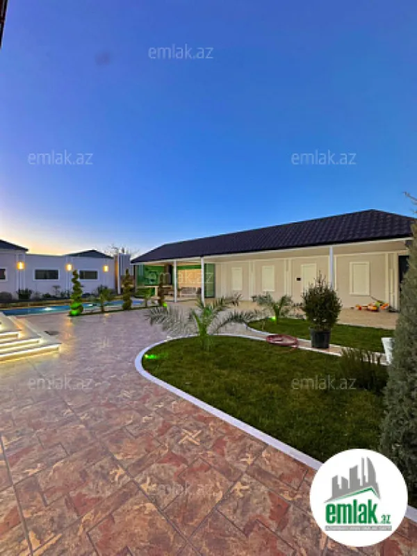 Satılır 4 otaqlı mənzil 180 m²