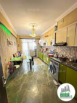 Satılır 3 otaqlı yeni tikili 130 m²