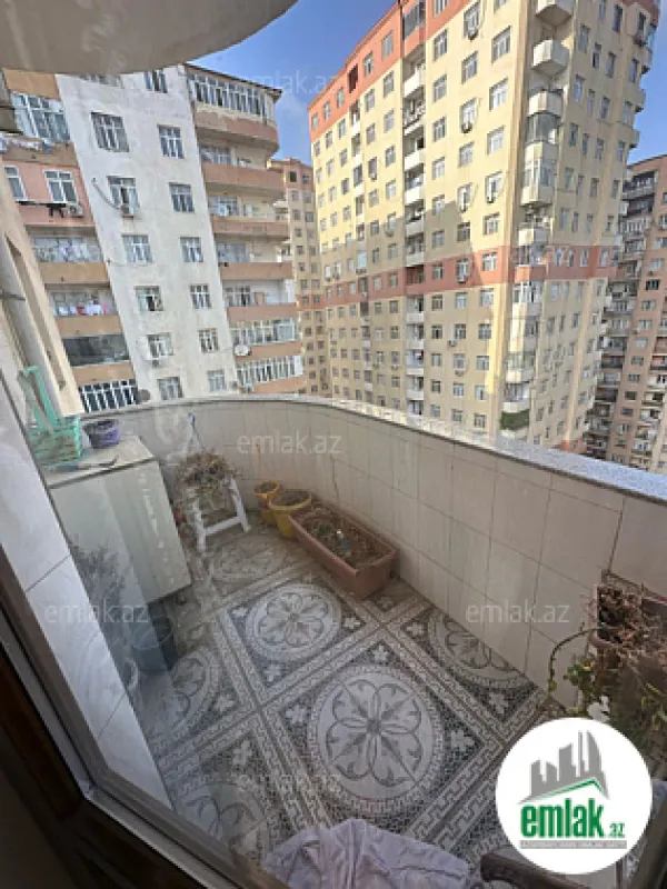 Satılır 3 otaqlı yeni tikili 130 m²