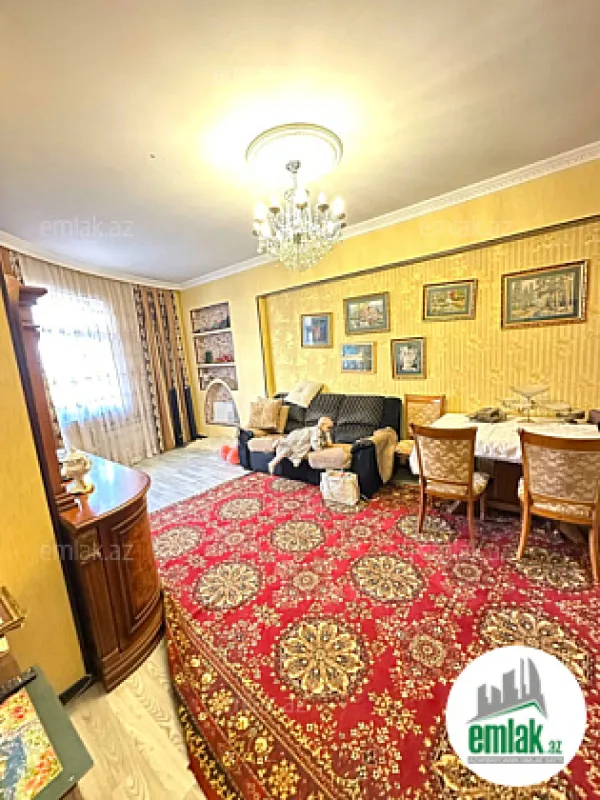 Satılır 3 otaqlı yeni tikili 130 m²